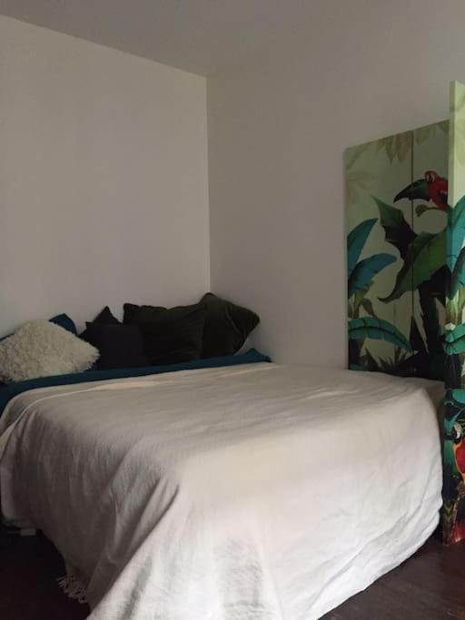 Beautiful Studio - 20' Walking From Montmartre Parijs Buitenkant foto