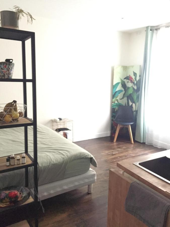Beautiful Studio - 20' Walking From Montmartre Parijs Buitenkant foto